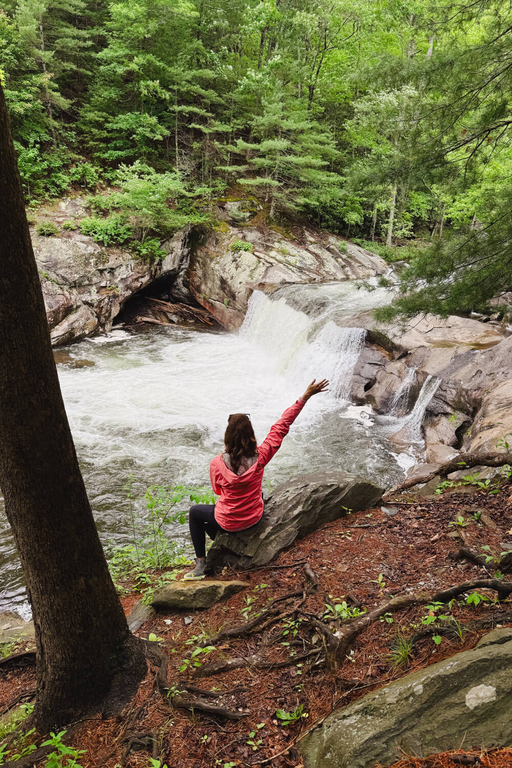girl sitting in front of baby falls in tellico plains tennessee